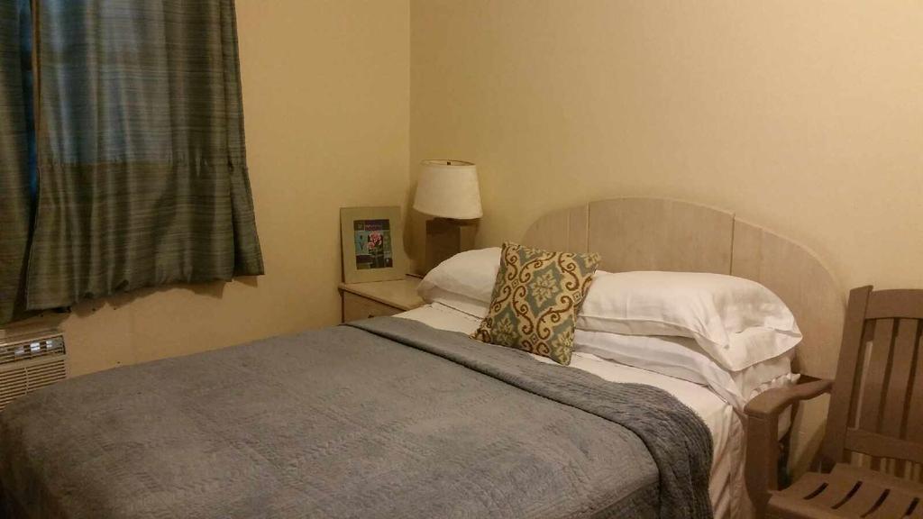 Midtown Guest House Charlotte Amalie Room photo
